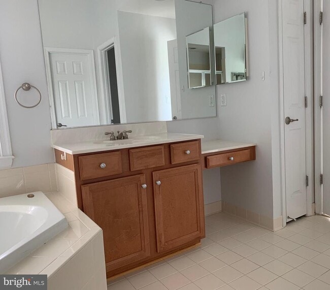 Building Photo - 2403 Cypress Green Ln