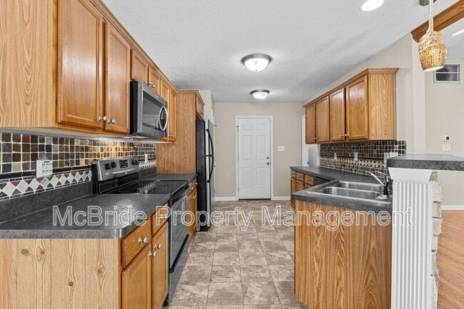 Building Photo - 284 High Meadows Cir