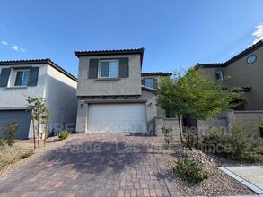 Building Photo - 10661 Valletta Ave