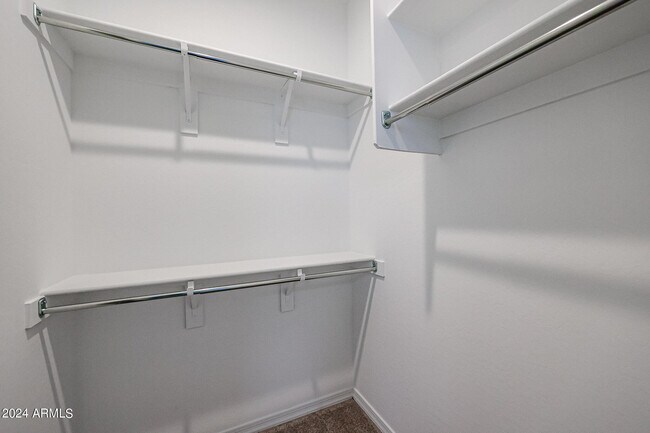 Building Photo - 8907 W Colter St