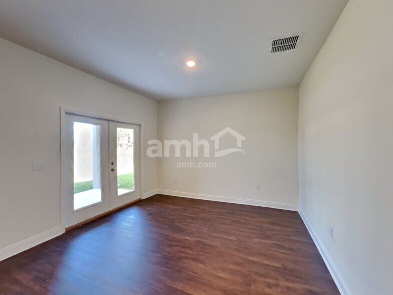 Building Photo - 6231 Emerald Hls Wy