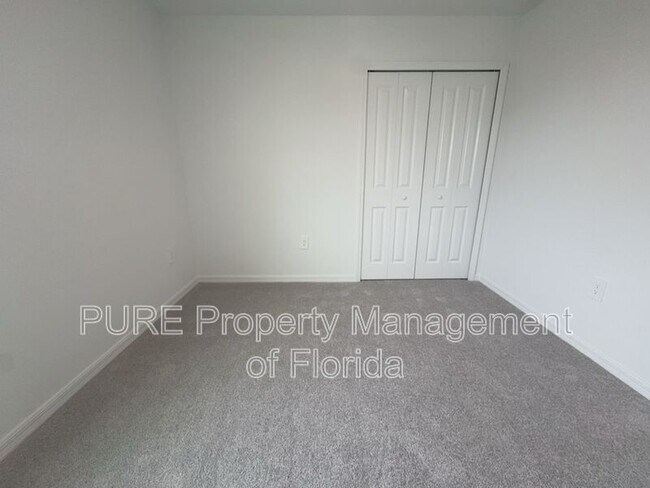 Building Photo - 1304 NW 48th Terrace