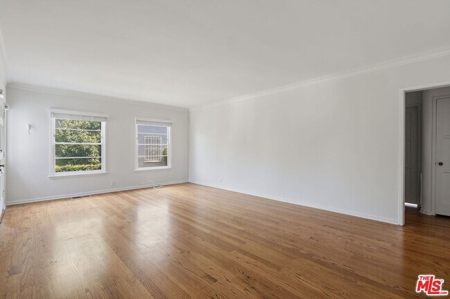 Building Photo - 1229 Smithwood Dr