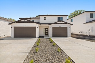 Building Photo - 1141 UnderwoodUnit 110