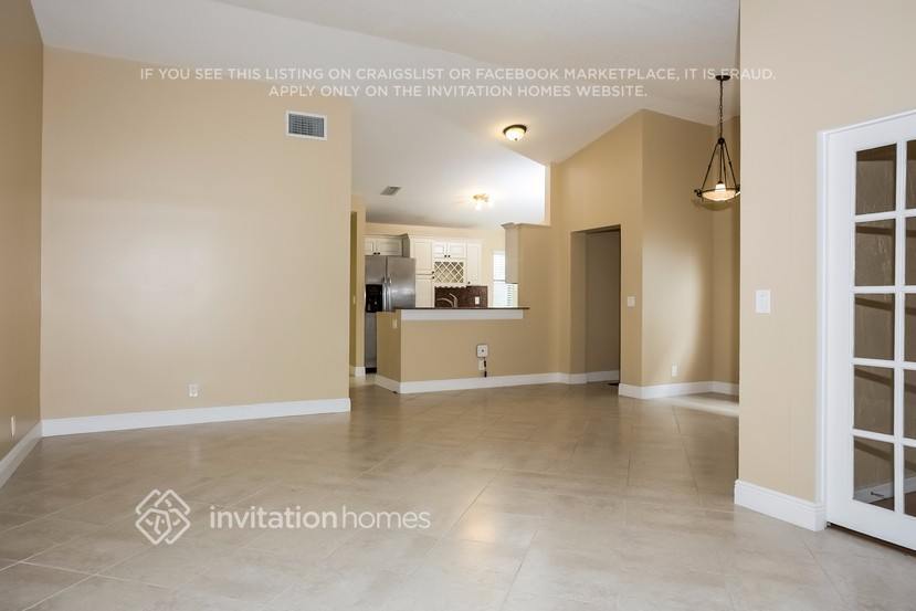 Building Photo - 5741 Northpointe Ln