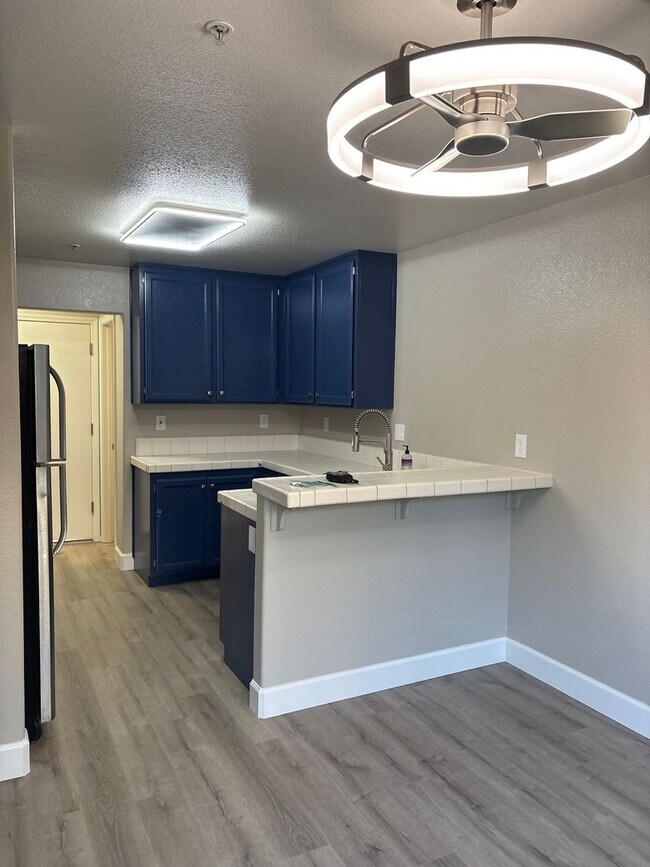 Building Photo - 1810 Carneros Cir