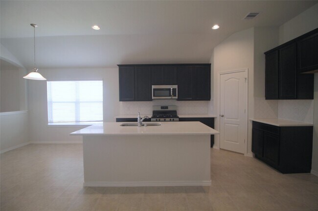 Building Photo - 3314 Aster Mdw Wy