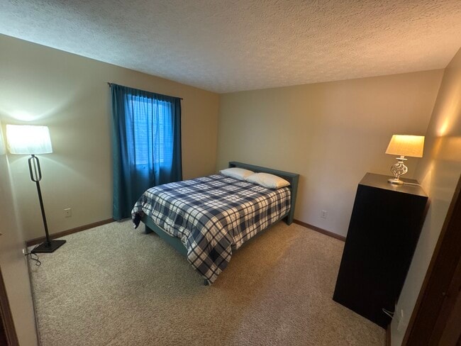 Building Photo - 9229 Westdrum Ct