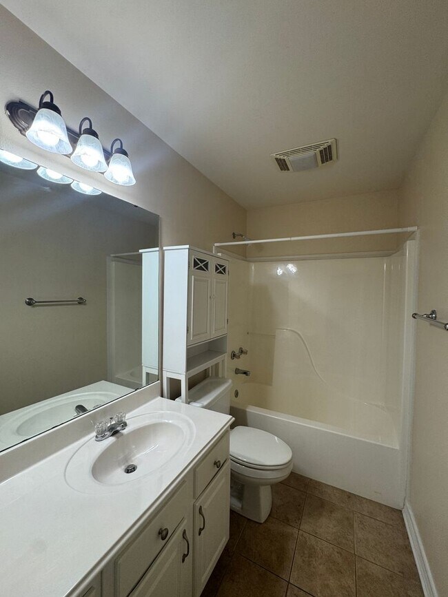 Building Photo - Rental Property in Bossier City