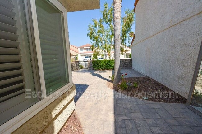 Building Photo - 6663 Pecan Ave