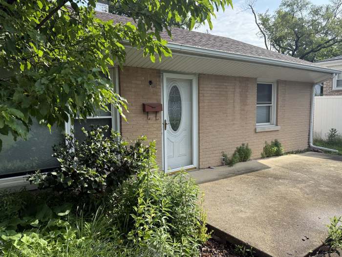 Building Photo - 2113 Seward St