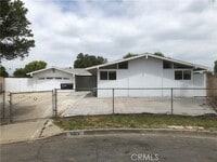 Building Photo - 1083 Gilwood Ave