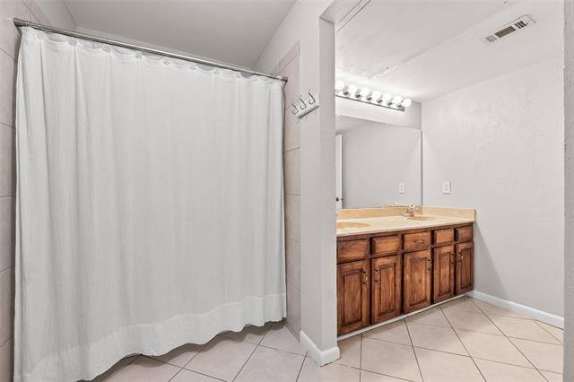 Building Photo - 1031 Signal Ridge Pl