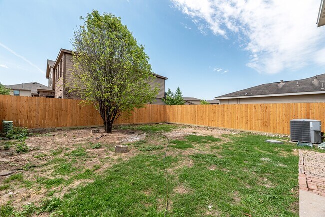 Building Photo - 2723 Piney Lake Ct