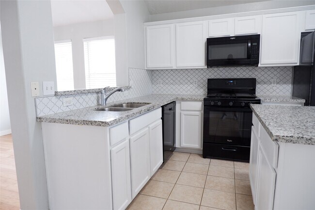 Building Photo - 4611 Parkstone Bend Ct