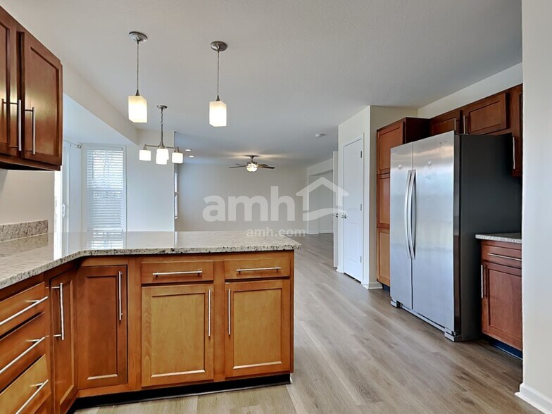 Building Photo - 9911 Codyview Dr