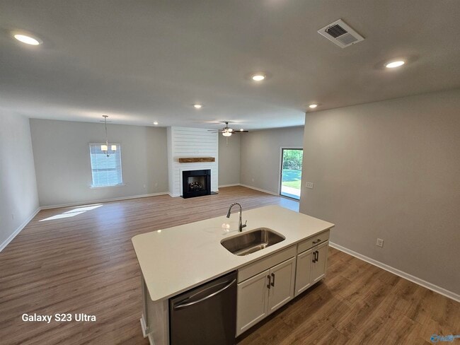 Building Photo - 6007 Margie Collins Dr SE