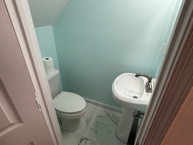 Building Photo - 4708 Leadenhall Dr