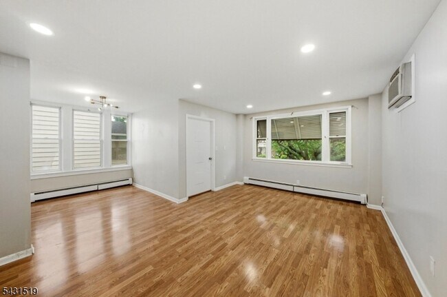 Building Photo - 86 Curie Ave