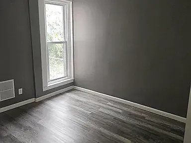 Building Photo - 5555 Crowson St