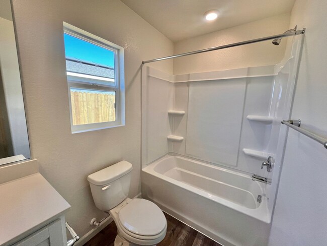 Building Photo - Brand New 3 Bedroom, 2 Bath Home with Sola...