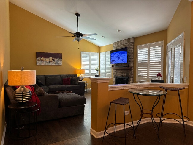 Building Photo - 459 Rock Hall Cir