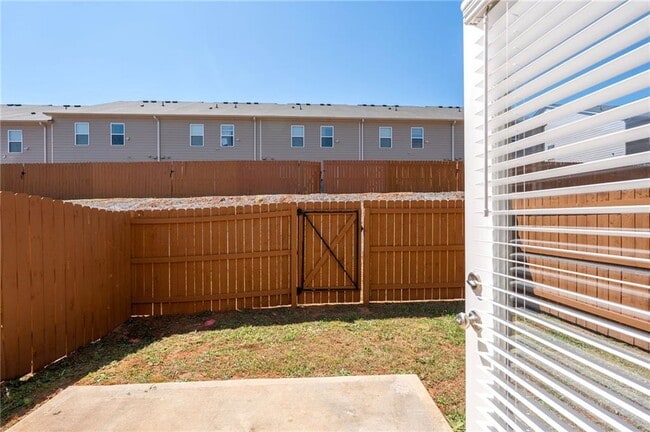 Building Photo - 2248 Mulsanne Dr