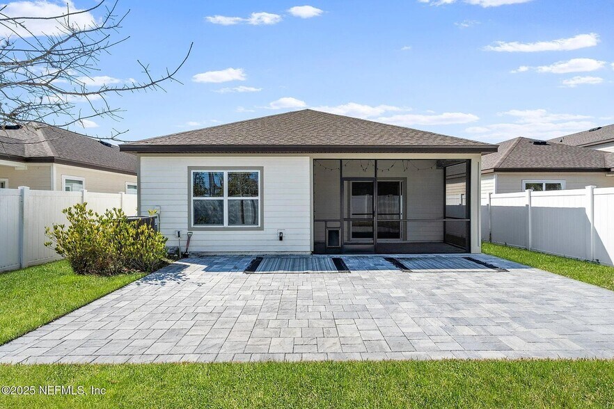 Building Photo - 145 Brybar Dr