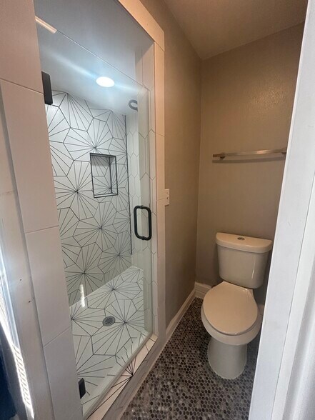 Building Photo - 5249 Dazzle Dr