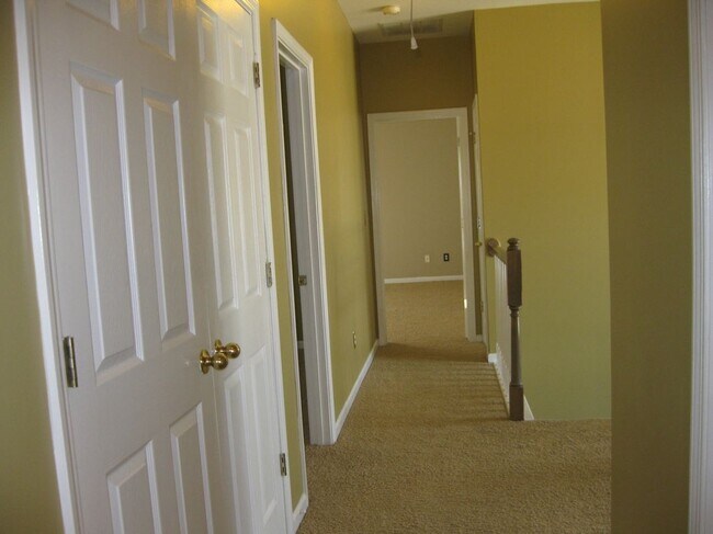 Building Photo - 5465 Derby Chase Ct