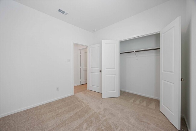 Building Photo - 21464 Austell Pond Dr