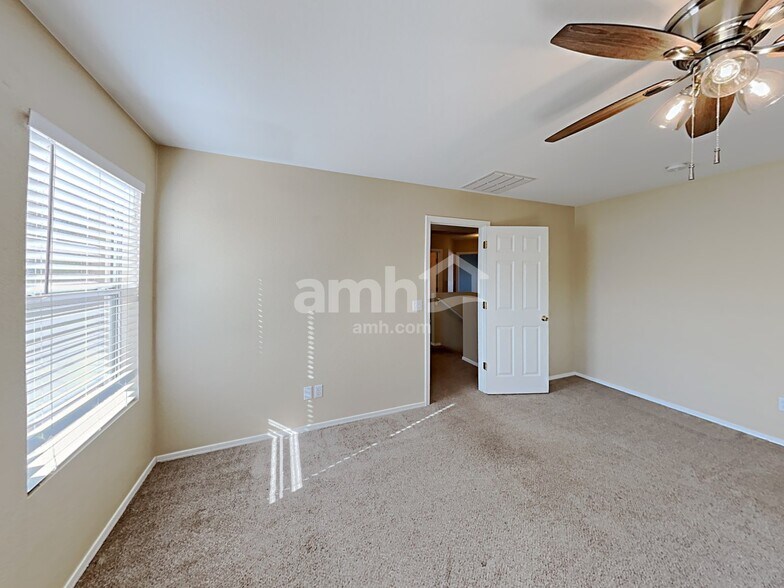 Building Photo - 360 E Atlas Cedar Pl