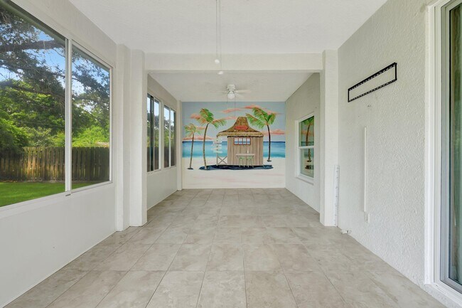 Building Photo - 2426 SE Betty Rd