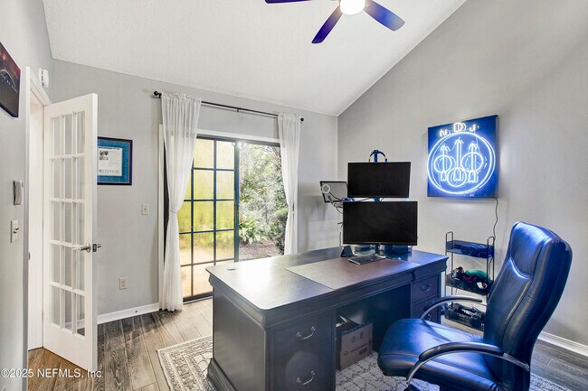 Building Photo - 5010 Button Wood Dr