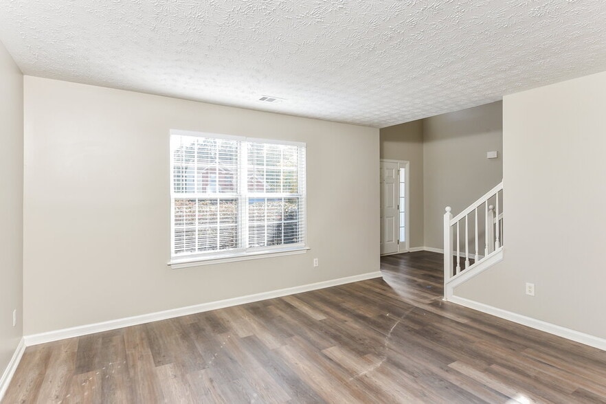 Building Photo - 2521 Meadow Pond Trail SW