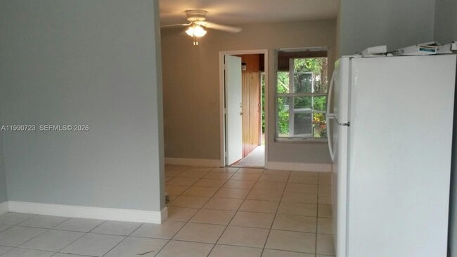 Building Photo - 2210 NE 170th St