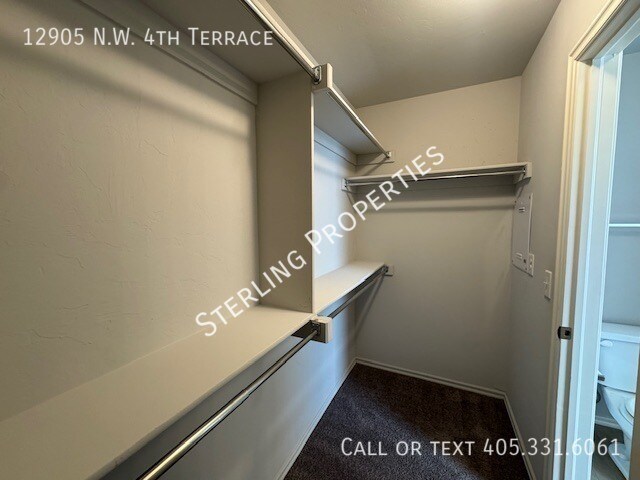 Building Photo - 12905 NW 4th Terrace