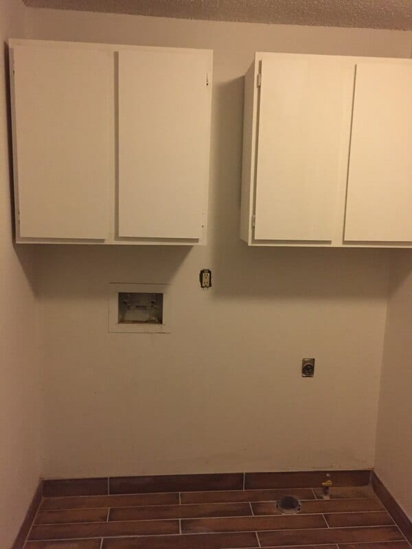 Building Photo - 2460 Brookside Way