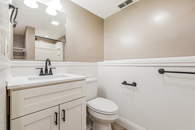 Building Photo - 16296 Beauty Bush Pl