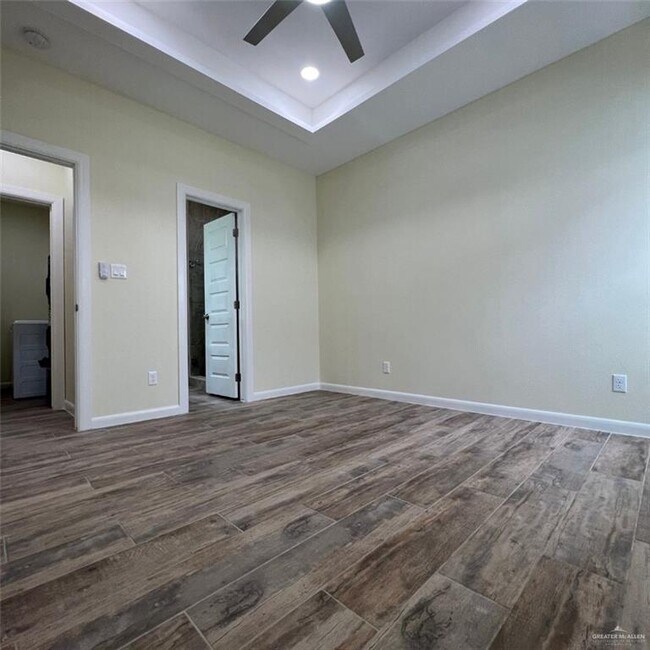 Building Photo - 16 N 59th St