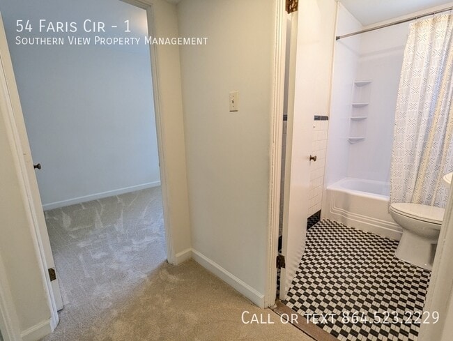 Building Photo - 54 Faris Cir