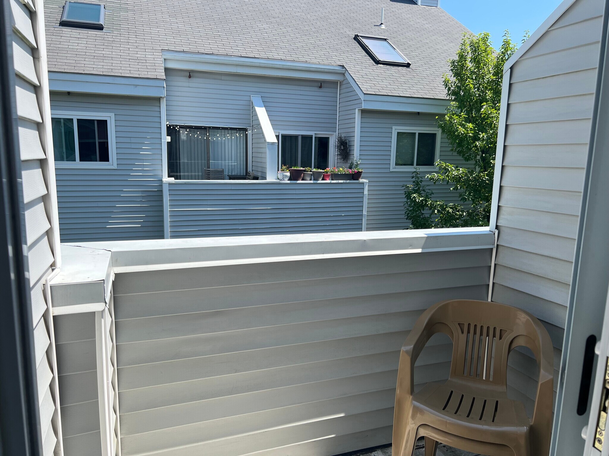 Building Photo - 18 Ocean St