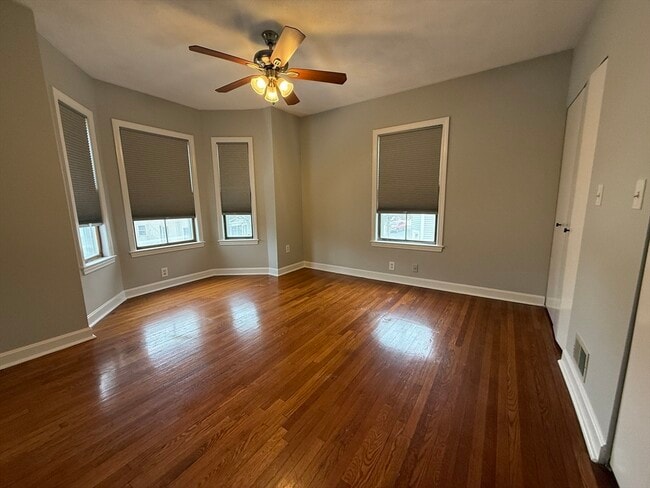 Building Photo - 83 Taylor St