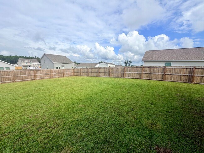 Building Photo - 1021 Sandhills Ln