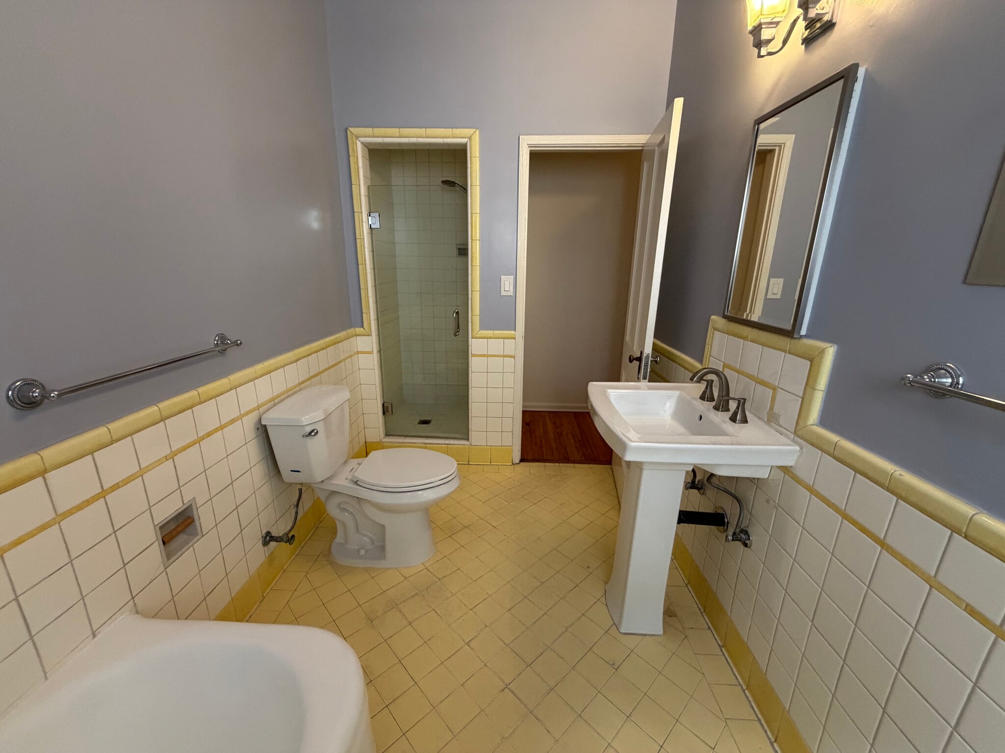 Bathroom with Separate Tub and Shower - 1068 S Orange Grove Ave