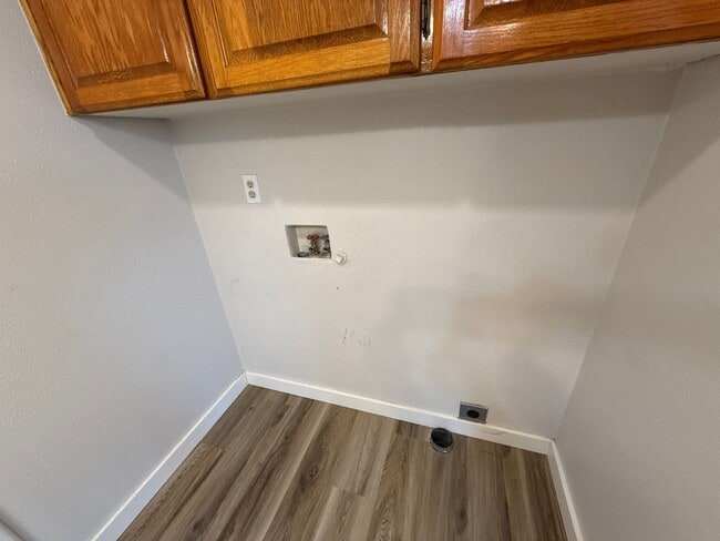 Building Photo - 3714 47th Ave NE