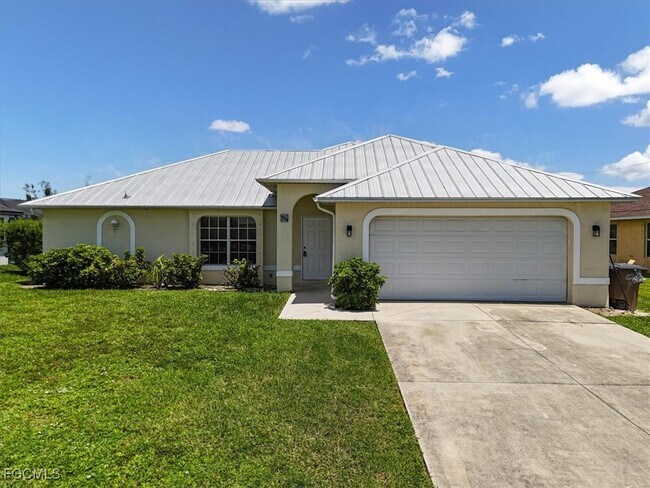 Primary Photo - 1529 SW 15th Pl