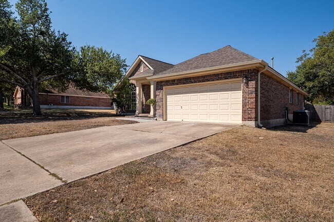 Building Photo - Dream Home Alert in Pflugerville