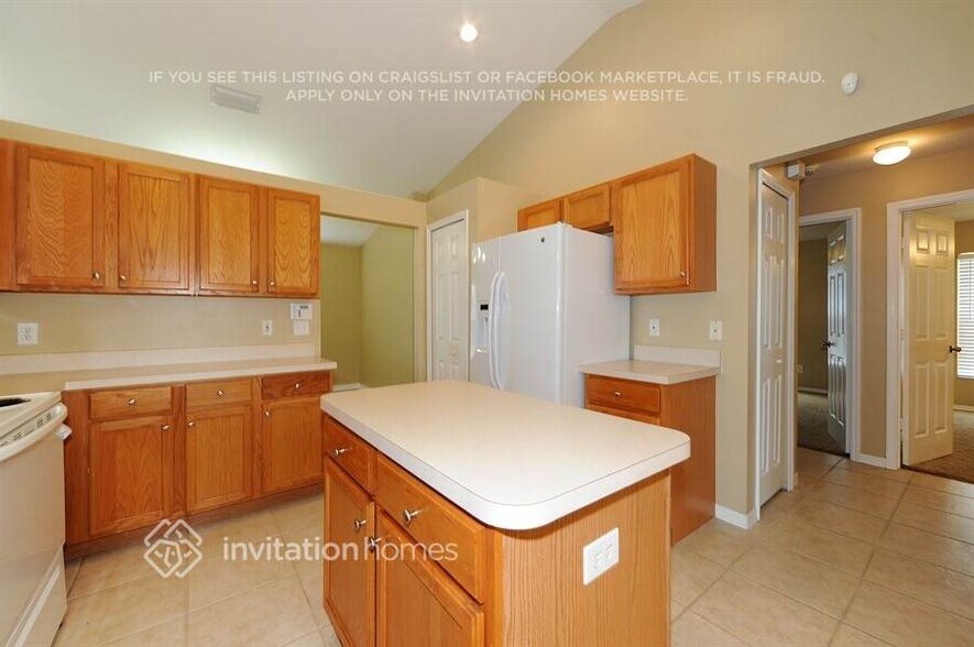 Building Photo - 12001 Colonial Estates Ln