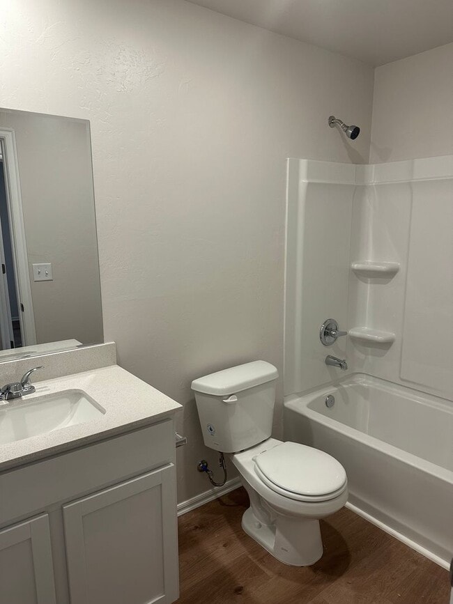 Building Photo - Pre-Leasing Now! Charming 3-Bedroom, 2-Bath Home in Mustang | Tours Available | Move-In Beginning...